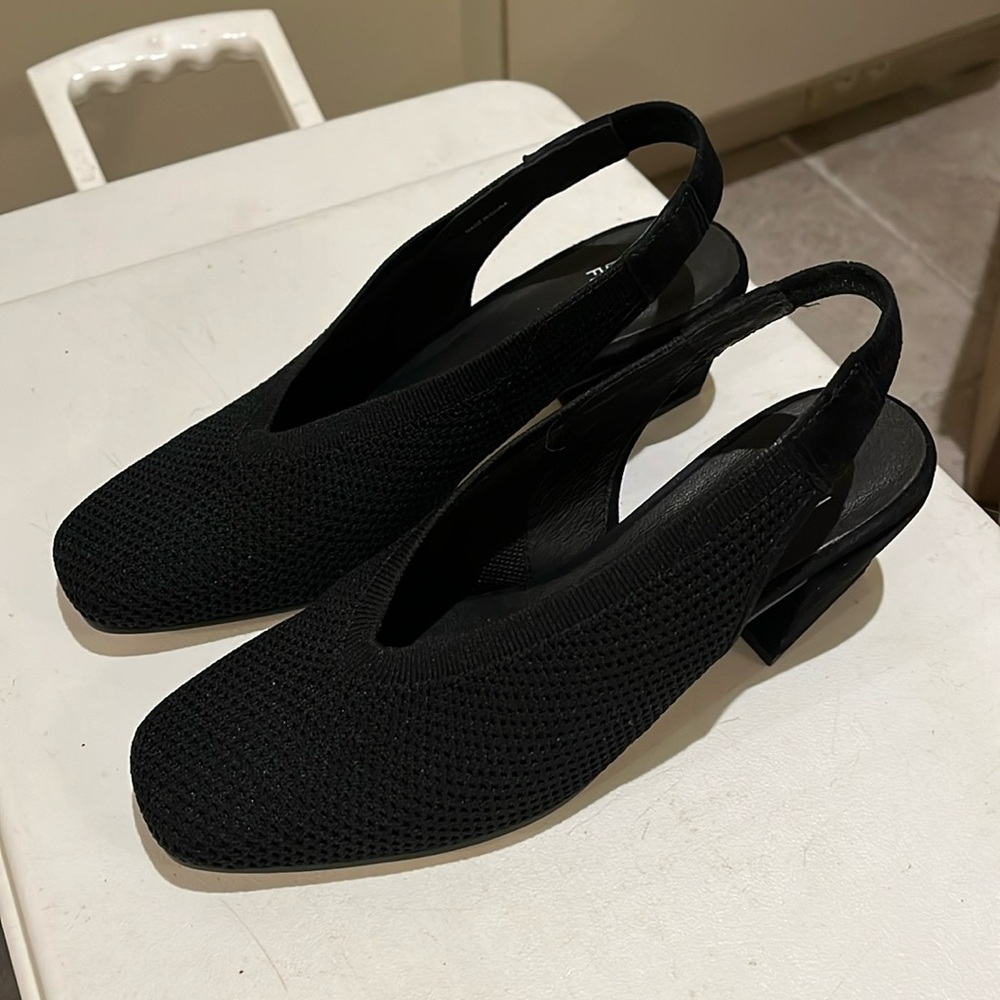 Eileen Fisher sling back heels 7